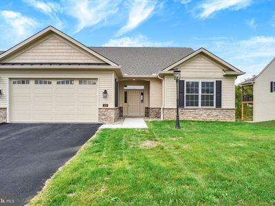 420 Ledge Rock Dr #19, York, PA, 17402