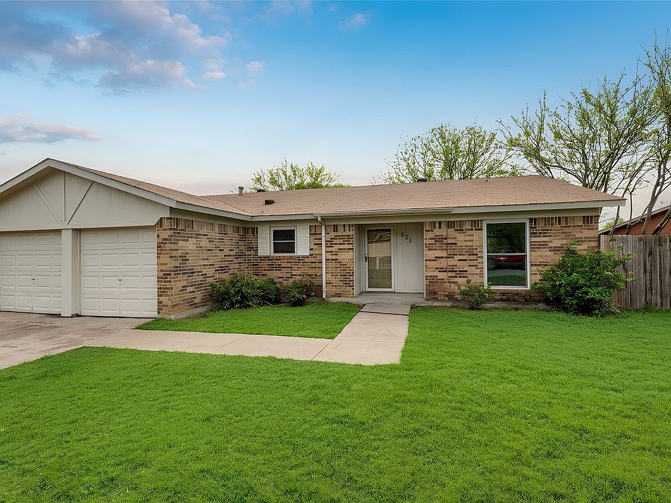 1st image of 551 Rockledge Dr