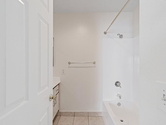 2nd image of 328 E Providencia Ave #204-K