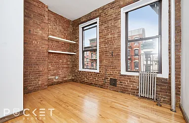 Rented by PocketBroker Inc