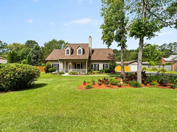 116 Portsmouth Rd, Greenwood, SC 29649