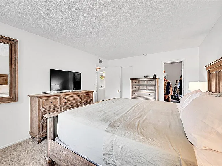 117 Gardens Dr #204 — Photo 14