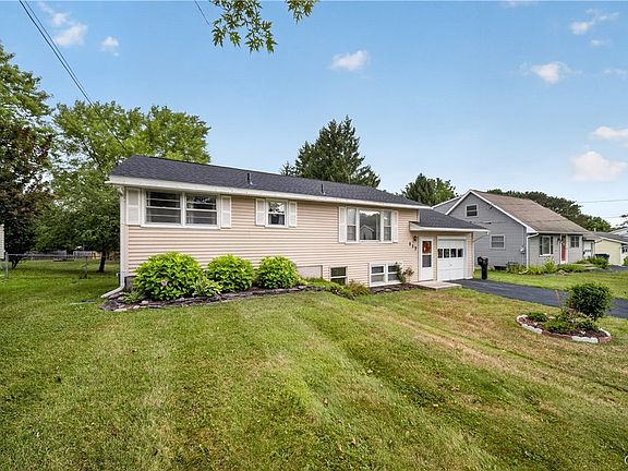 2nd image of 117 Suffolk Rd