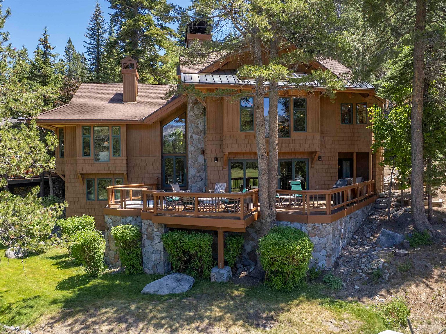 3060 Mountain Links Way