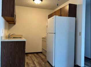 636 Monroe St #8, Anoka, MN 55303