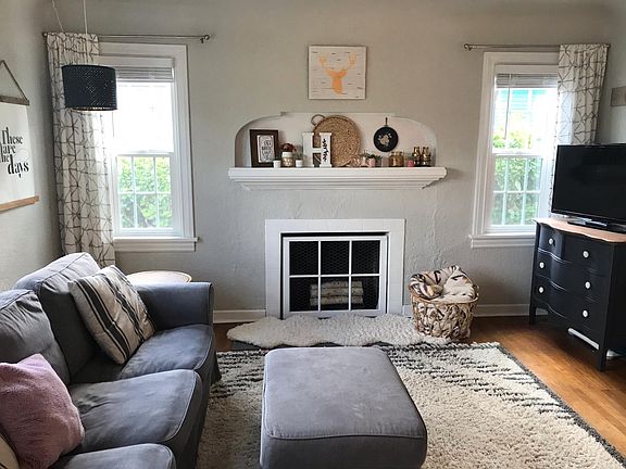 Living room with fireplace