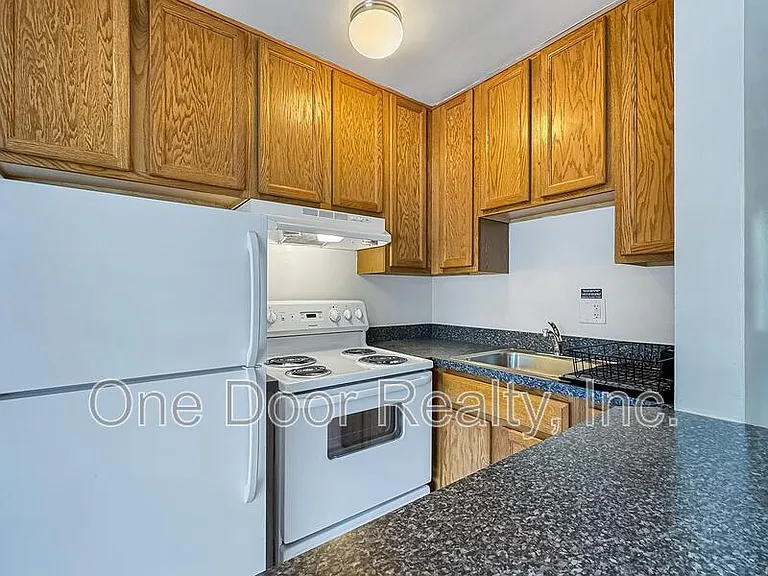 732 Scotland St #14 — Photo 7