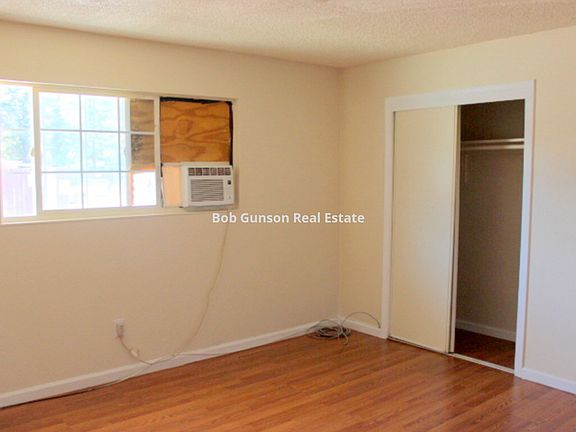 5th image of 320 W 20th St APT 3