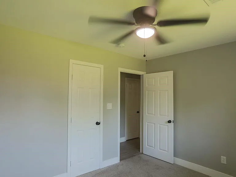 6703 Winfield Rd — Photo 14