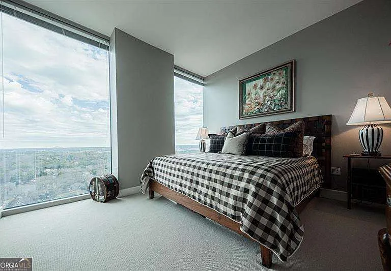 2795 Peachtree Rd NE #1909 — Photo 21