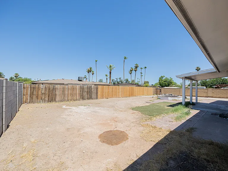 4704 S La Rosa Dr — Photo 26