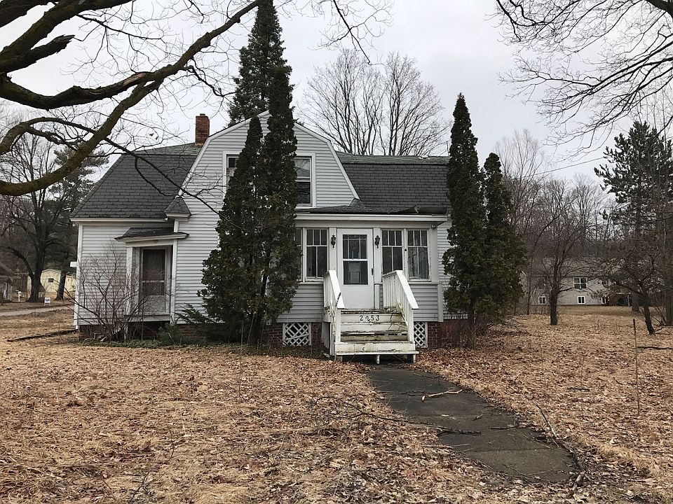 2253 N Shore Dr, Walloon Lake, MI 49796 Zillow