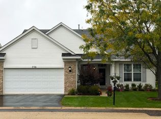 736 Holland Ln, Romeoville, IL 60446