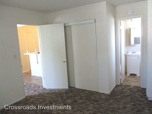 5th image of 237 N 2nd St APT 6B