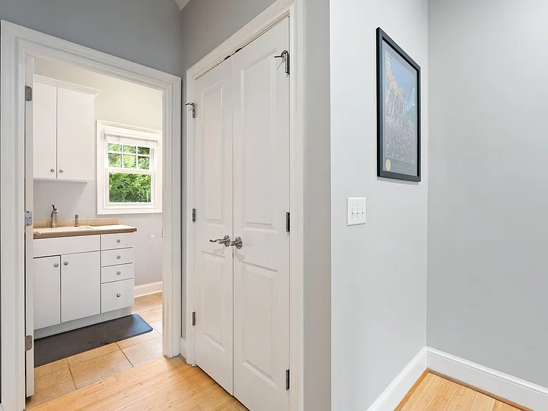 160 Park Pointe Cir #NA — Photo 31