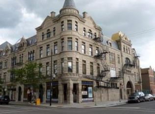 1221 W 18th St APT 4, Chicago, IL 60608