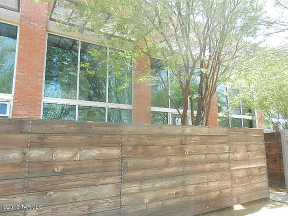5th image of 1001 E 17th St #126