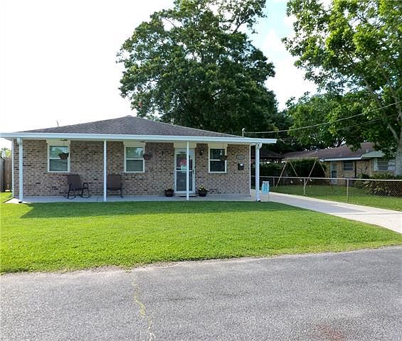 1st image of 1308 East Dr