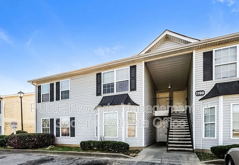 1706 Stonehaven Cir #1706 — Photo 3