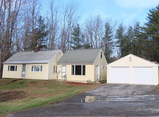 570-572 Hallowell Rd, Augusta, ME 04330