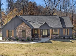 1433 Whitestone Rd, Talking Rock, GA 30175