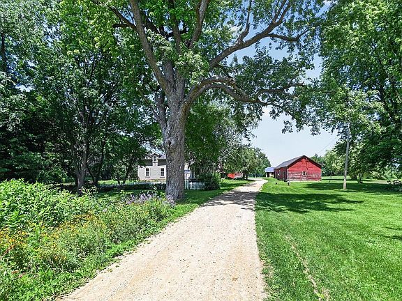 4th image of 1948 County Road T