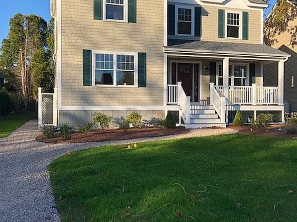 100 Mast St, Jamestown, RI 02835