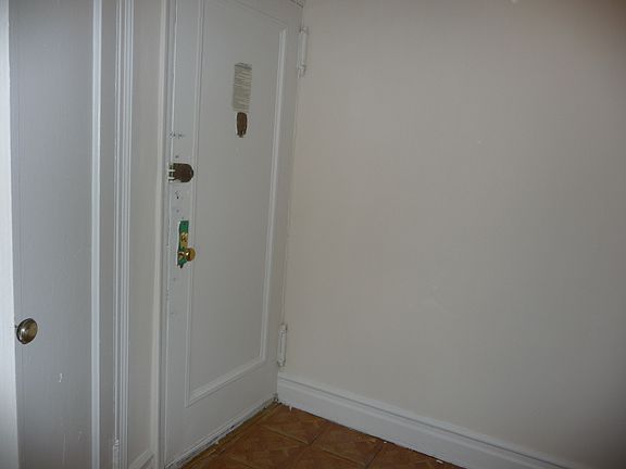 5th image of 2626 Kings Hwy #6