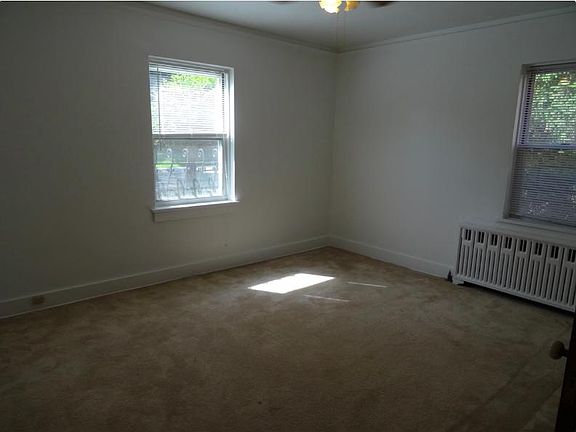 5th image of 5715 Ellsworth Ave APT D4