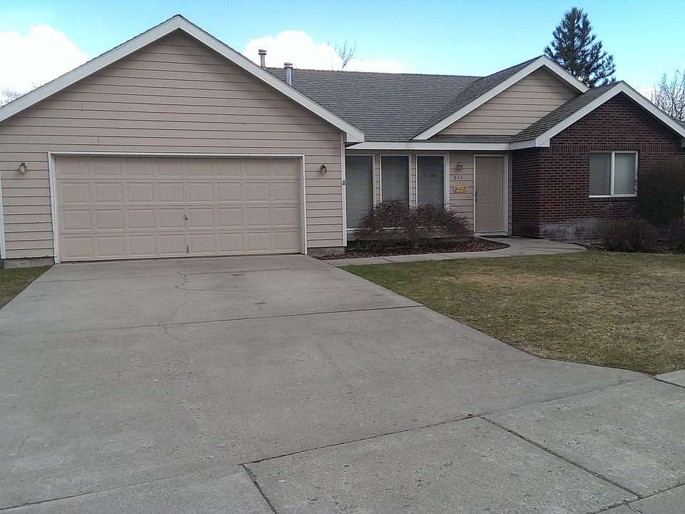1st image of 211 S Parkwood Pl