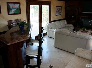5342 Edinger Ave, Huntington Beach, CA 92649