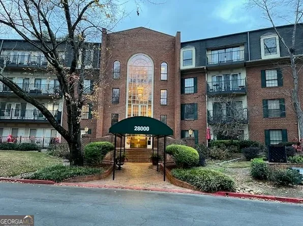 28401 Plantation Dr NE #401, Atlanta, GA 30324