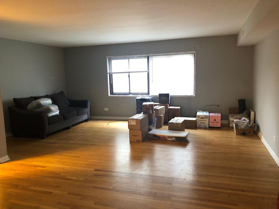 1st image of 3434 W Bryn Mawr Ave