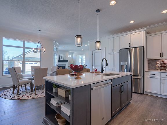 3rd image of 2803 Trailway Ln