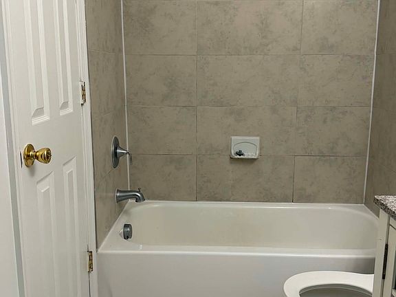 2nd image of 4528 Weyburn Dr