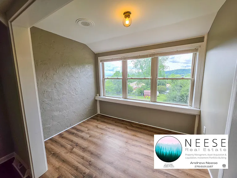 110 Ivy Ln #10 — Photo 12