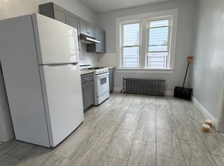 (Undisclosed Address), Staten Island, NY 10305