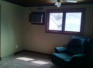 419 4th Ave SW APT 2, Hutchinson, MN 55350