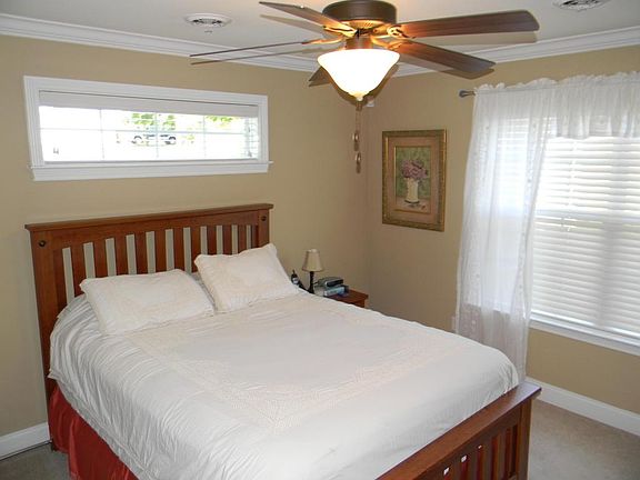 4th image of 10969 Woodford Bend Way