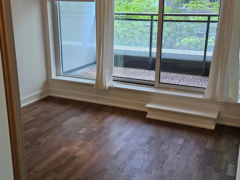 20 Gladstone Ave #216 — Photo 11