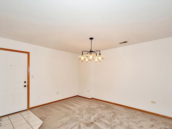 4th image of 13934 Lavergne Ave APT 810