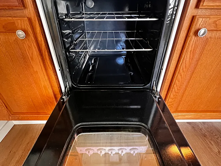 Oven