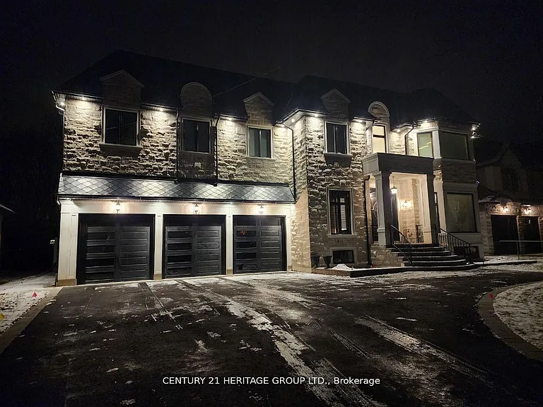 79 Maple Grove Ave #2 — Photo 2