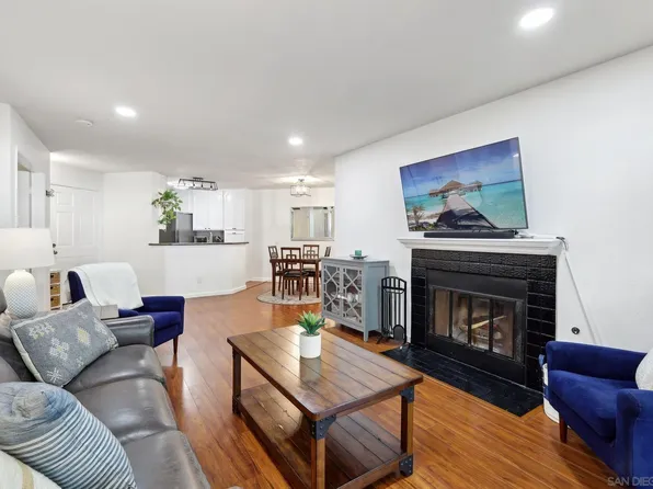7224 Camino Degrazia Unit 260, San Diego, CA 92111