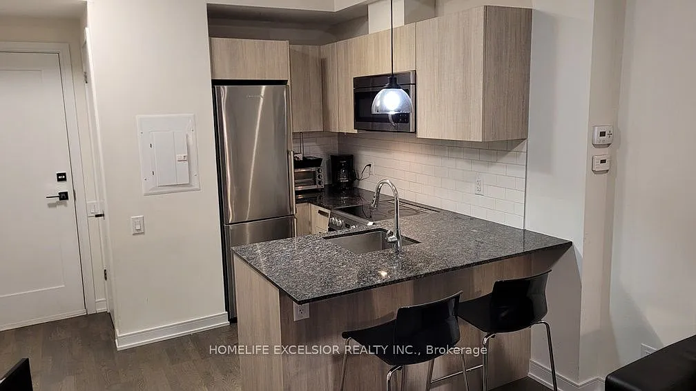 Building Photo - 57 Saint Joseph St #1809