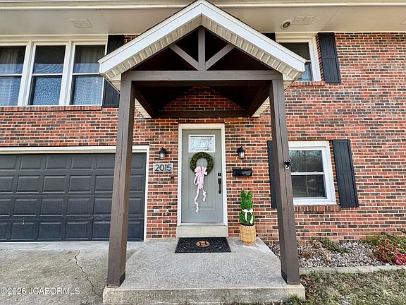 3rd image of 2015 Buehrle Dr