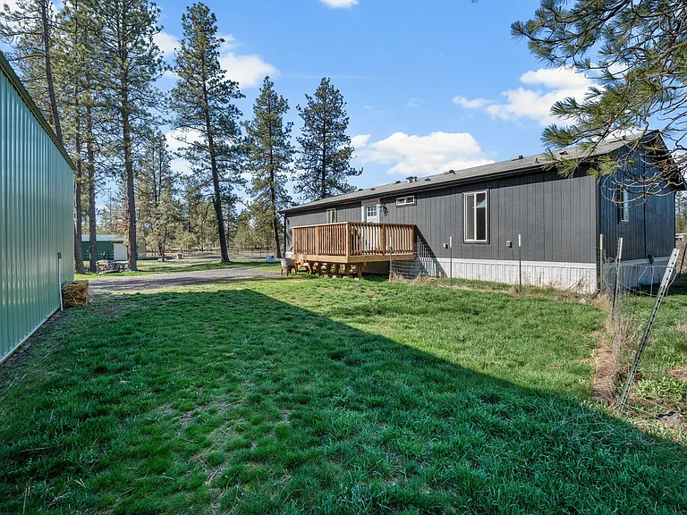 24315 S Columbia Basin Hwy — Photo 40