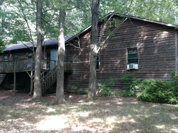 10012 Clarkes Rd, Bealeton, VA 22712