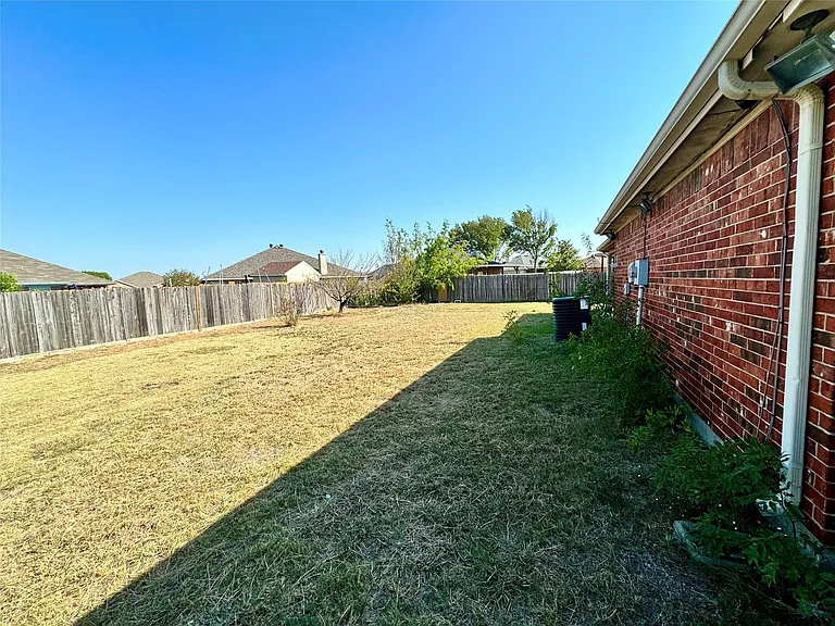 1425 Teal Way — Photo 16