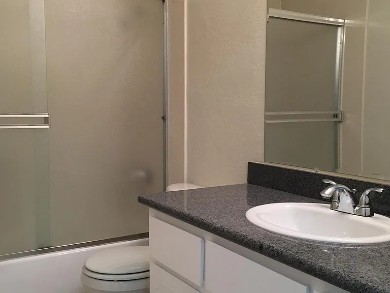 1987 Ascot Dr #1 — Photo 13